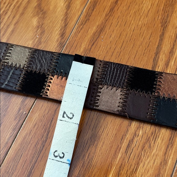 FOSSIL PATCHWORK LEATHER BELT - Picture 8 of 8